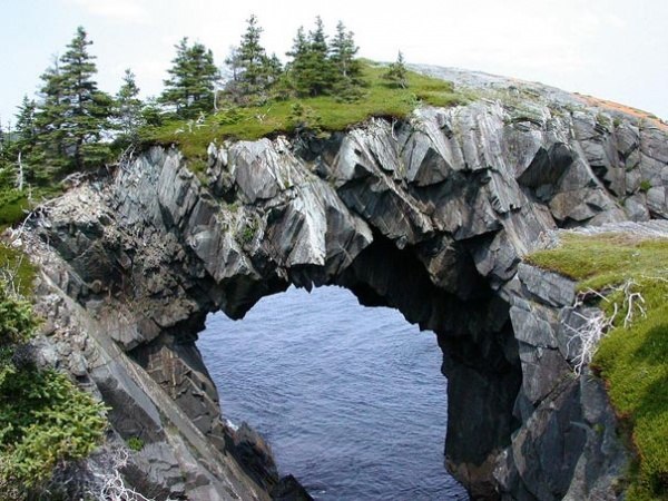 Арка Berry Head, Канада