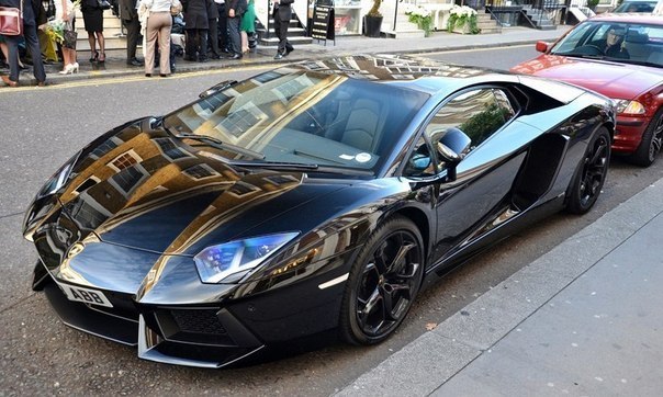 Lamborghini Aventador LP700-4