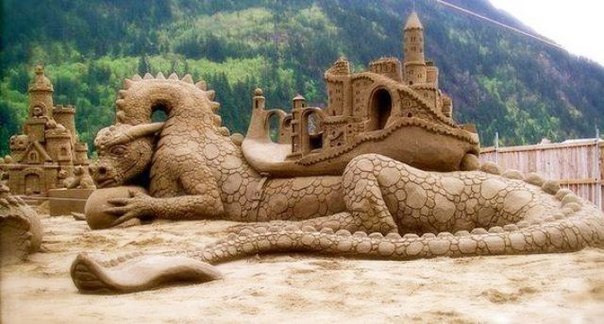 Потрясающая скульптура из песка