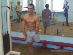 Остаётся настоящим мужчиной ни смотря ни на что...
